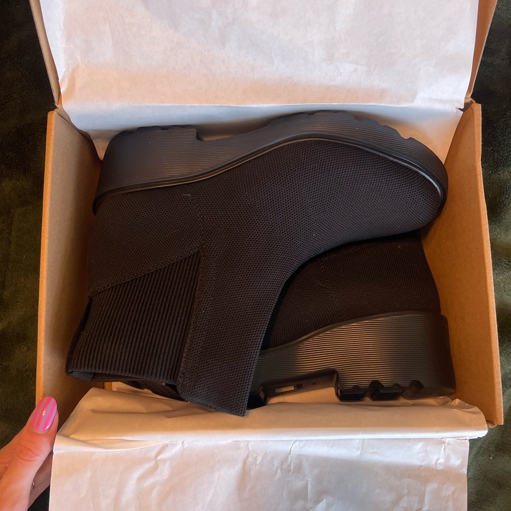 Everly Black Ankle Booties Sleek Minimalist Design